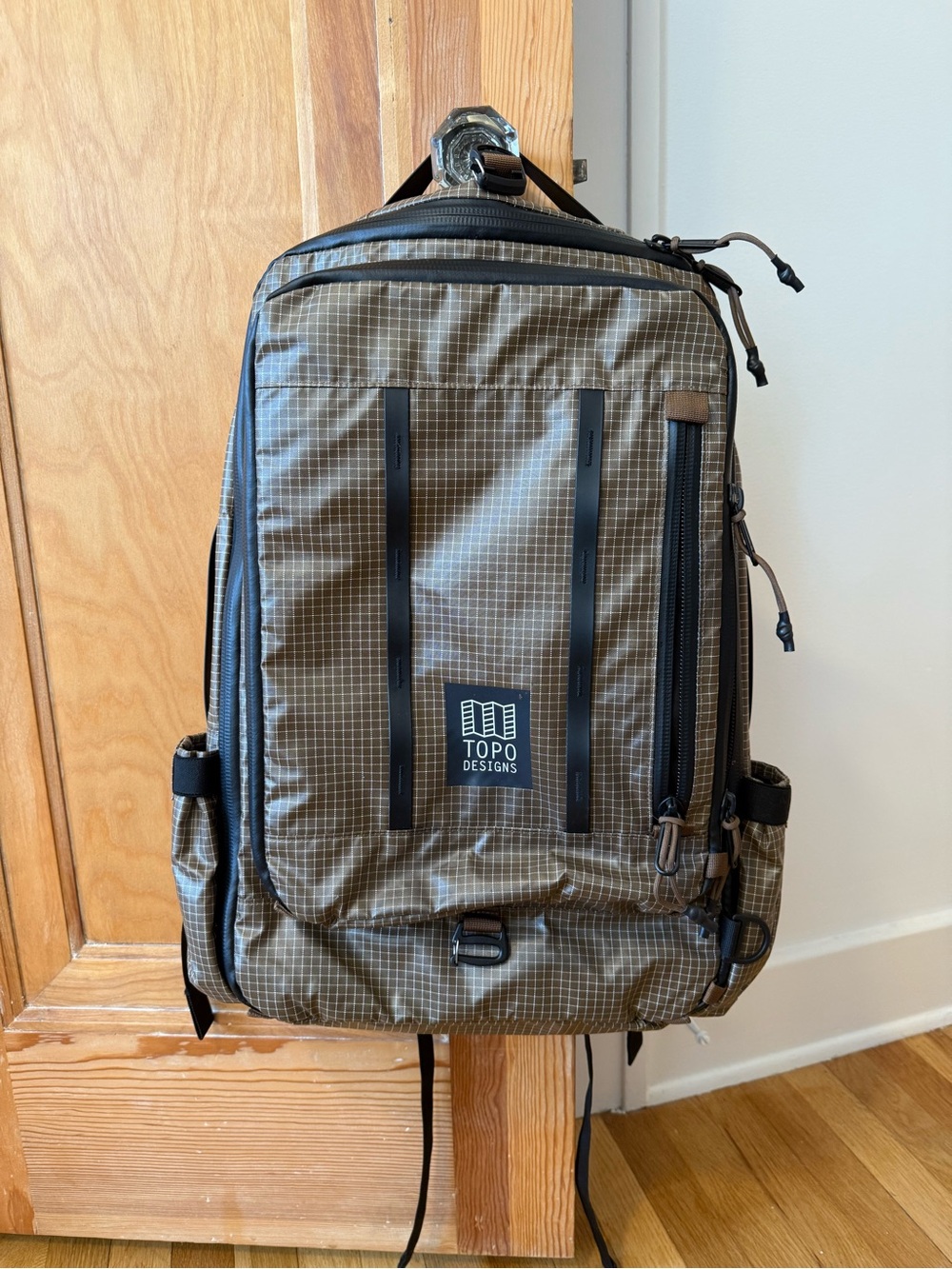 Topo Designs Global Travel Apex Bag 30L Brown Grid Backpack Water resistant